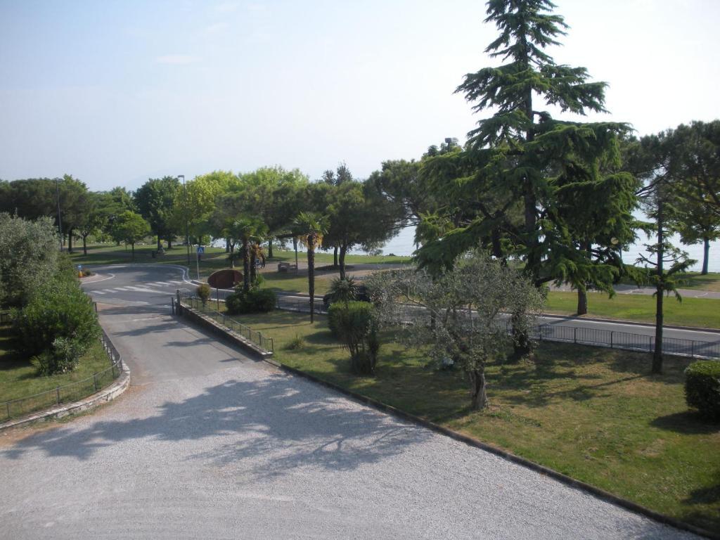 Hotel Mirabello Sirmione Exteriér fotografie